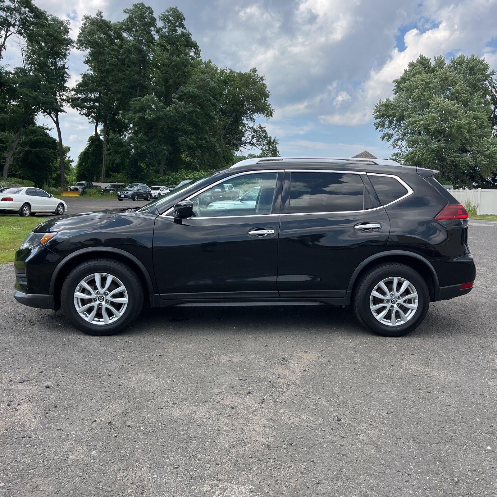 2020 Nissan Rogue SV