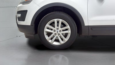 2017 Ford Explorer Base