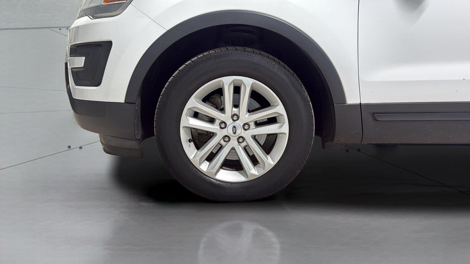 2017 Ford Explorer Base