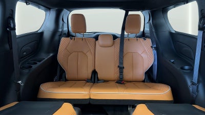 2023 Chrysler Pacifica Hybrid Pinnacle