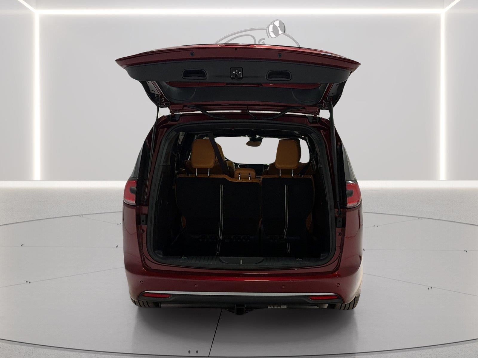 2023 Chrysler Pacifica Hybrid Pinnacle