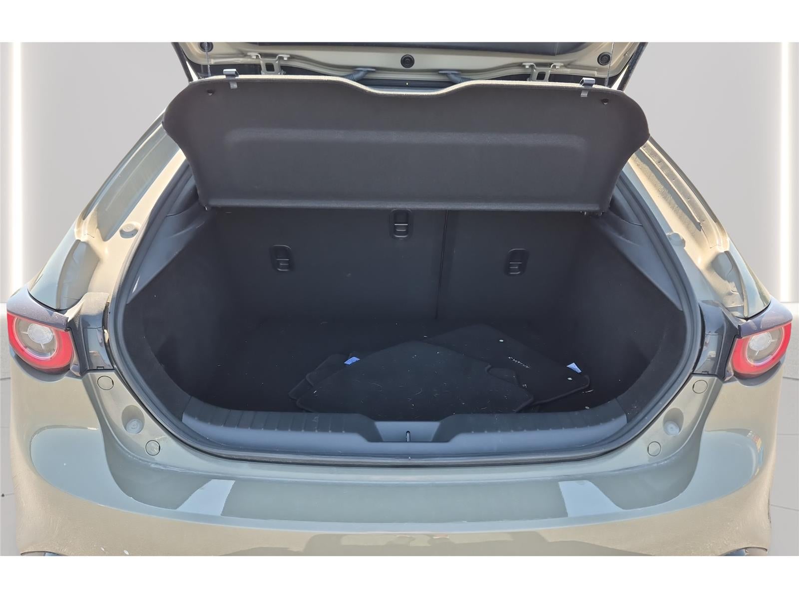 2024 Mazda Mazda3 Hatchback 2.5 Carbon Turbo