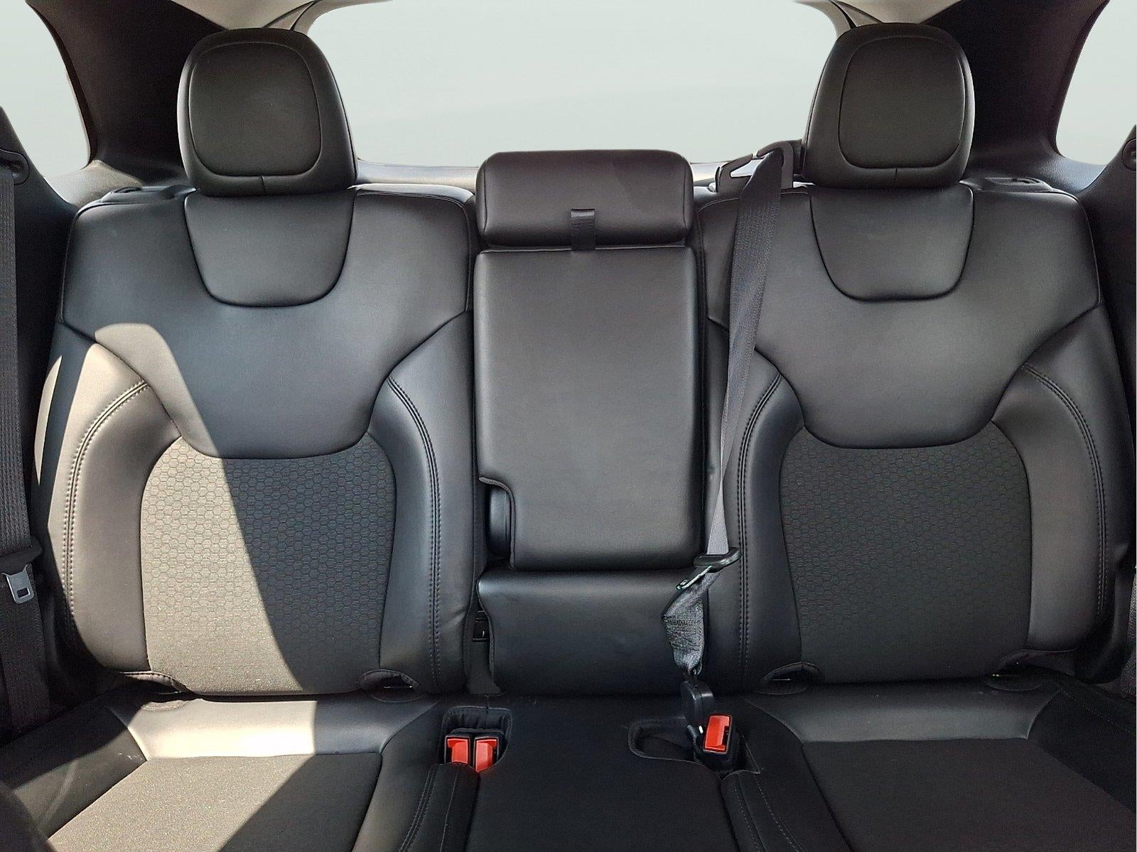 2021 Jeep Cherokee Altitude