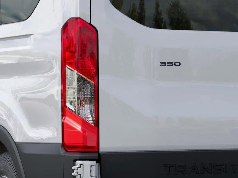 2027 Ford Transit Passenger Wagon XL