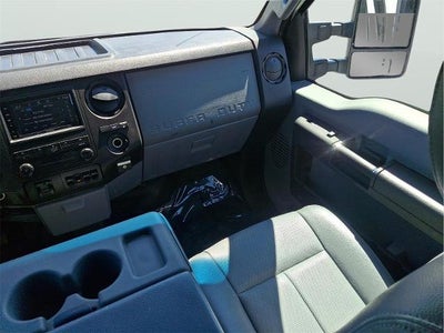 2016 Ford Super Duty F-550 DRW XL