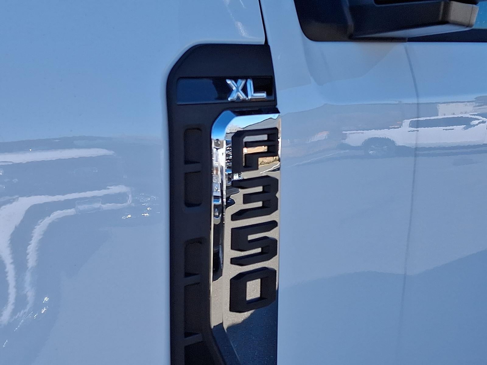 2026 Ford Super Duty F-350 SRW XL