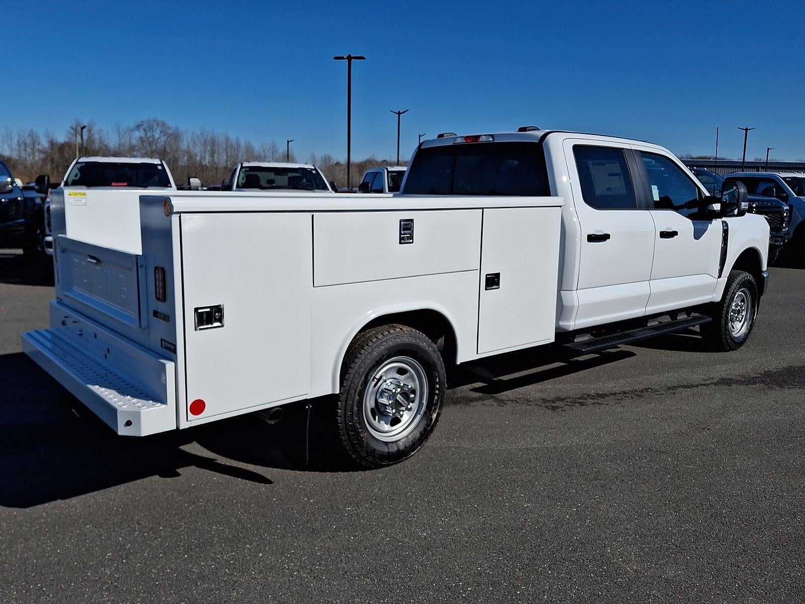 2026 Ford Super Duty F-350 SRW XL