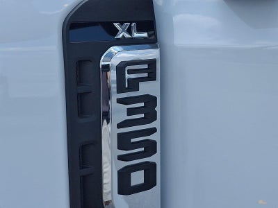 2026 Ford Super Duty F-350 SRW XL