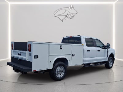 2026 Ford Super Duty F-350 SRW XL