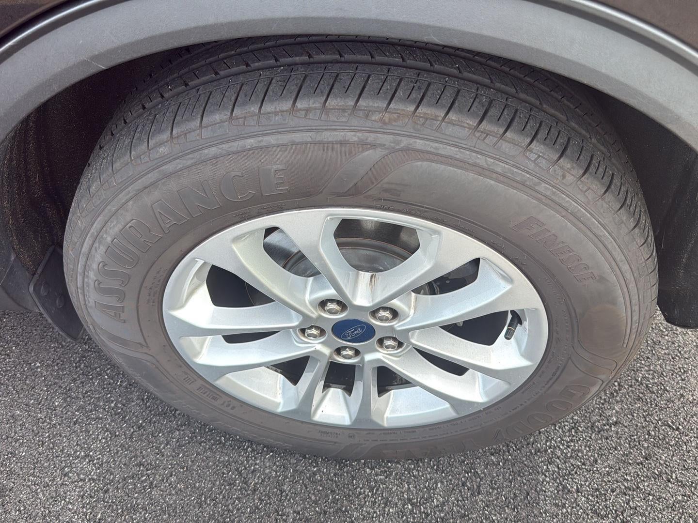 2021 Ford Escape SE