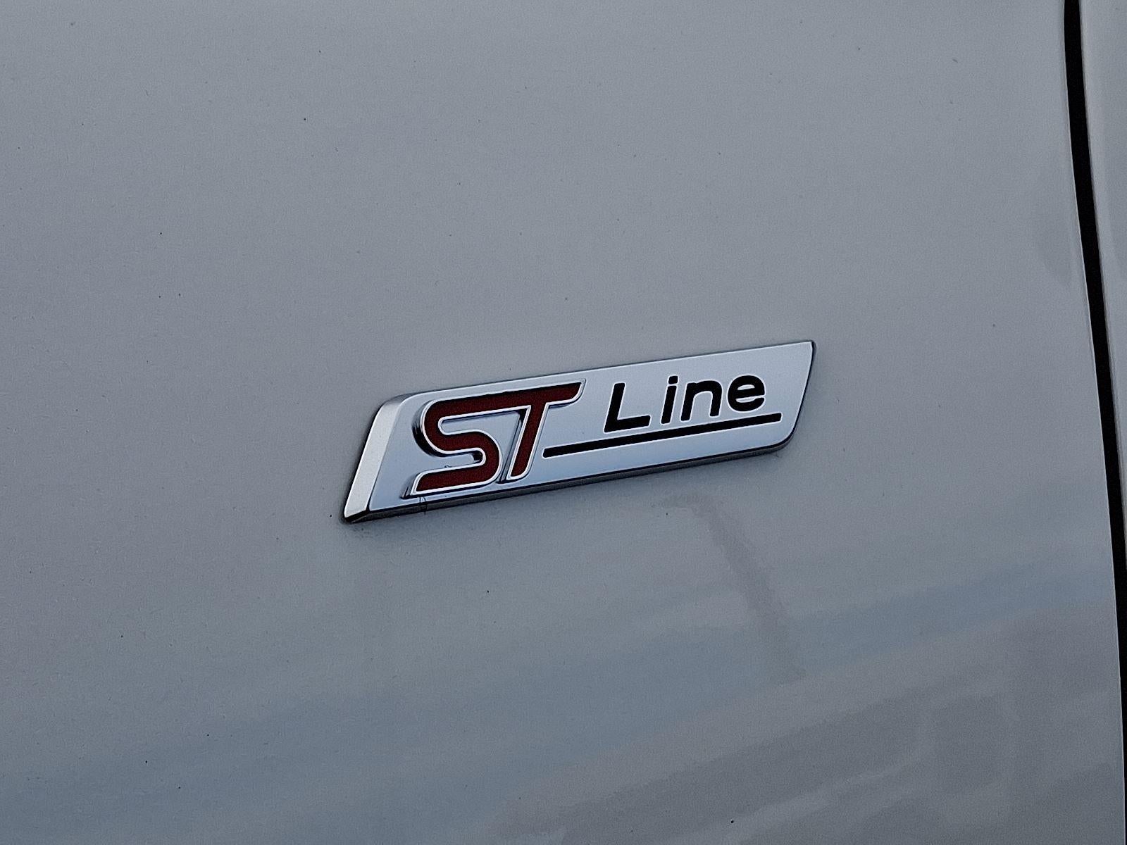 2025 Ford Escape Hybrid ST-Line Select