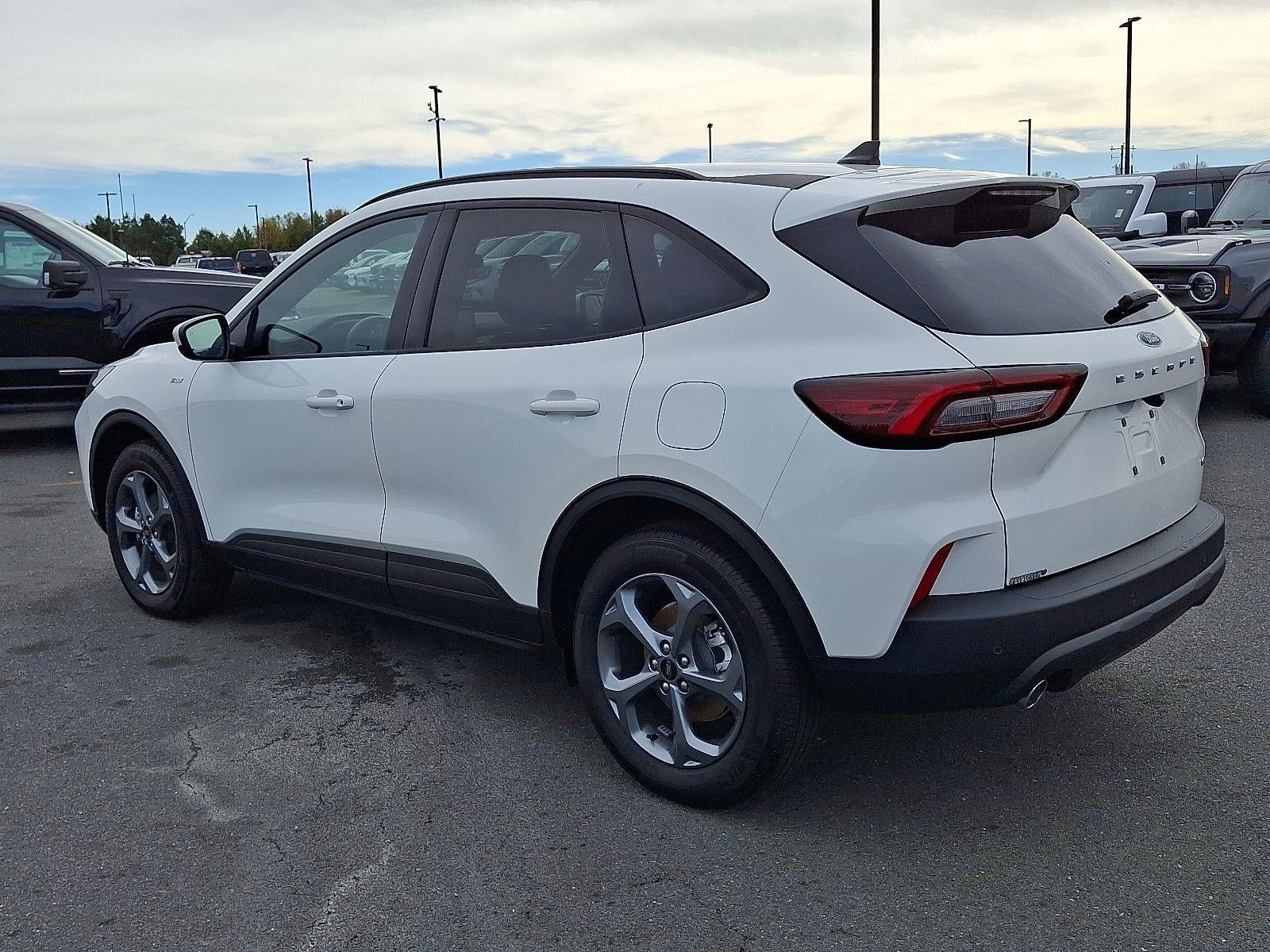 2025 Ford Escape Hybrid ST-Line Select