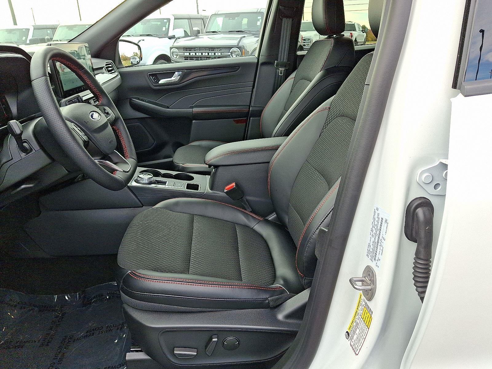 2025 Ford Escape Hybrid ST-Line Select