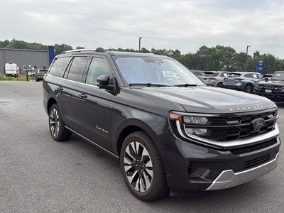 2025 Ford Expedition Platinum