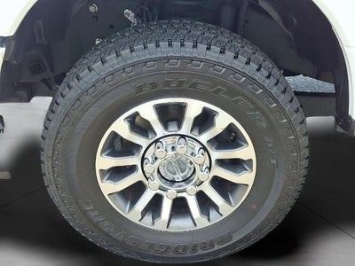 2022 Ford Super Duty F-350 Lariat