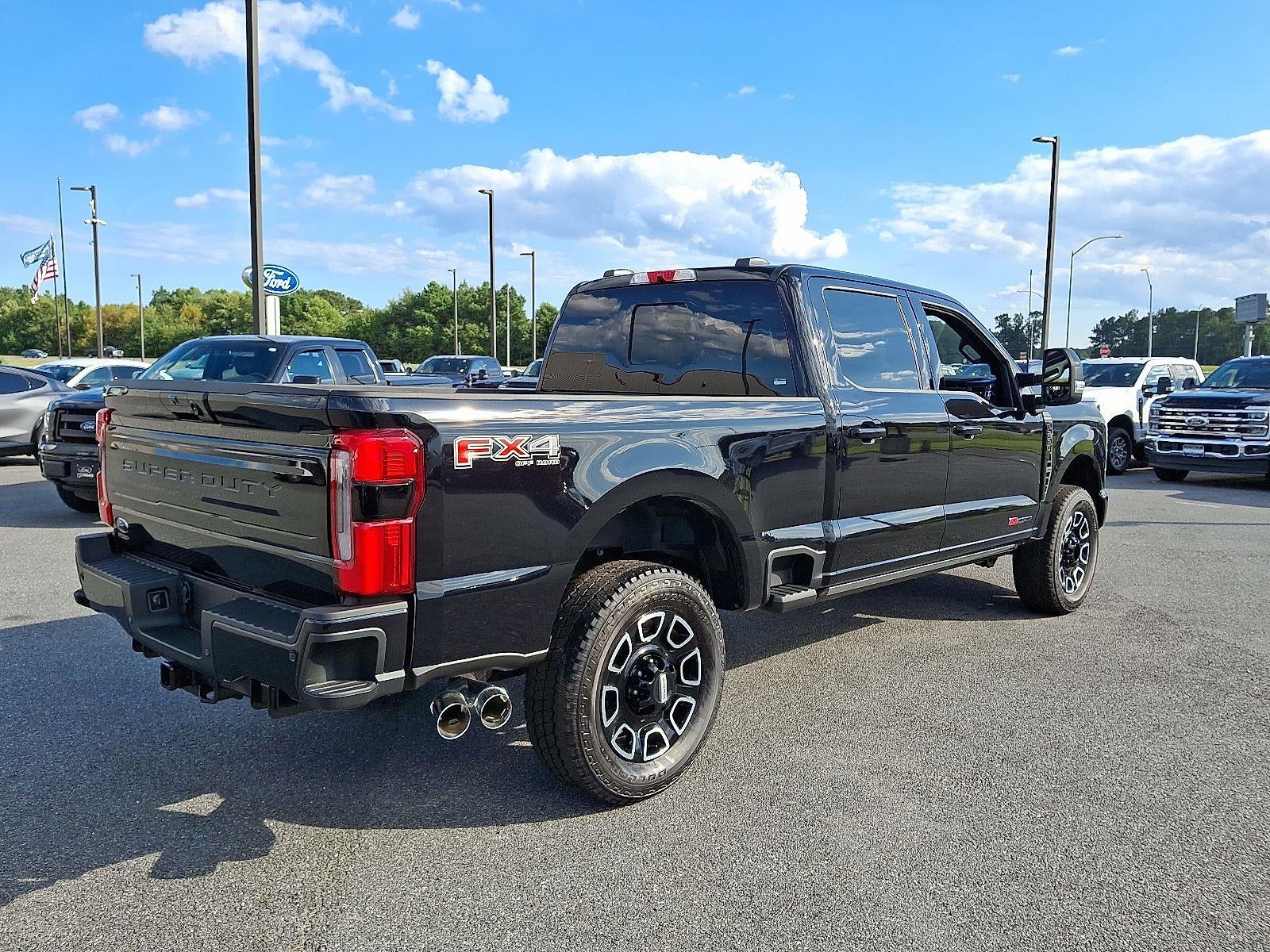 2025 Ford Super Duty F-250 Platinum