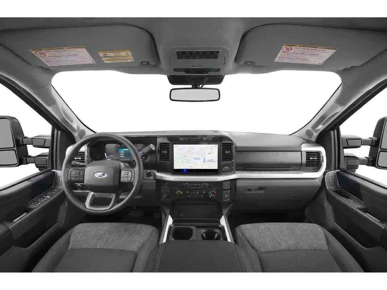2027 Ford Super Duty F-250 XLT