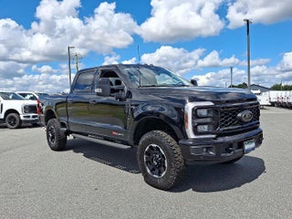 2025 Ford Super Duty F-350 LARIAT