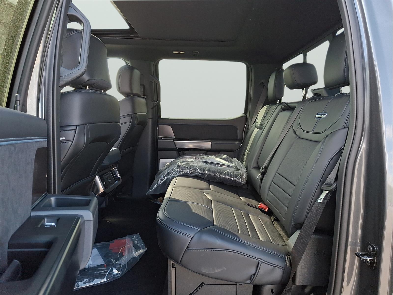 2026 Ford Super Duty F-350 Platinum