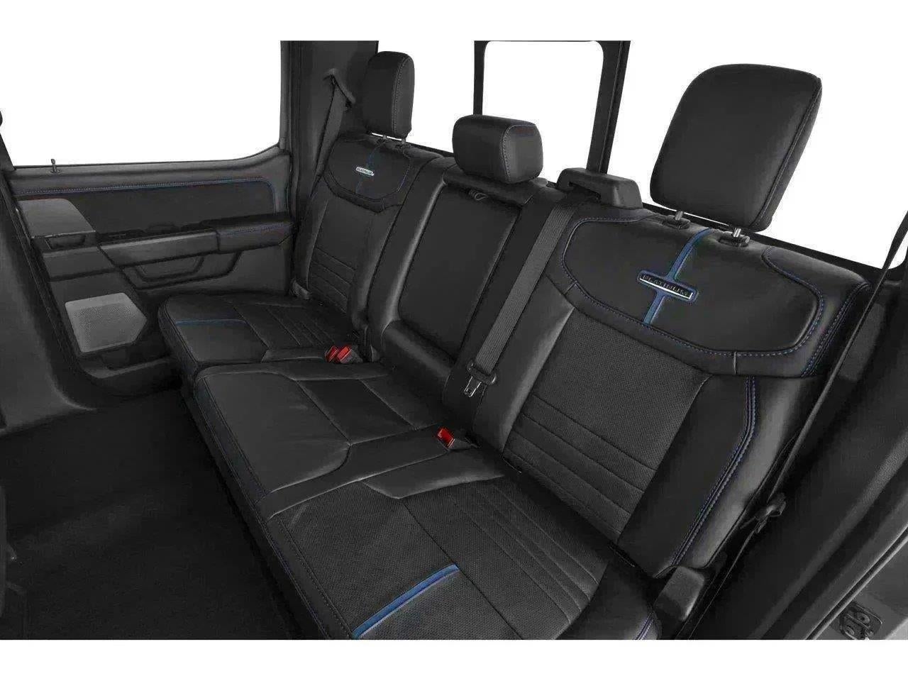 2027 Ford Super Duty F-350 Platinum