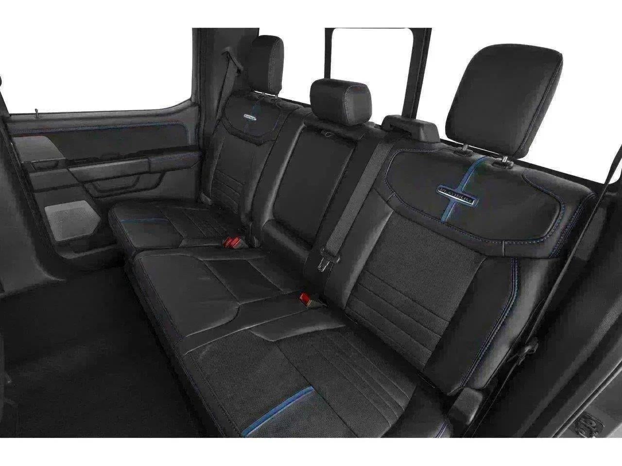 2027 Ford Super Duty F-350 Platinum