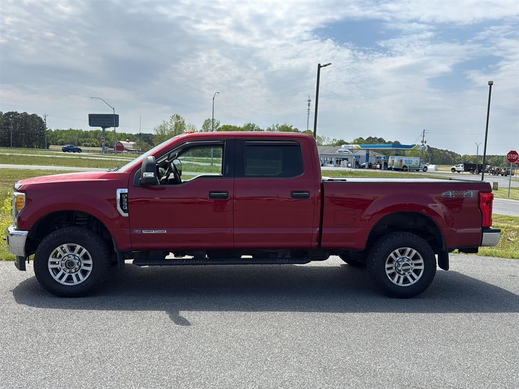 2017 Ford Super Duty F-350 XLT