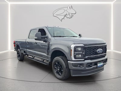 2026 Ford Super Duty F-350 XLT