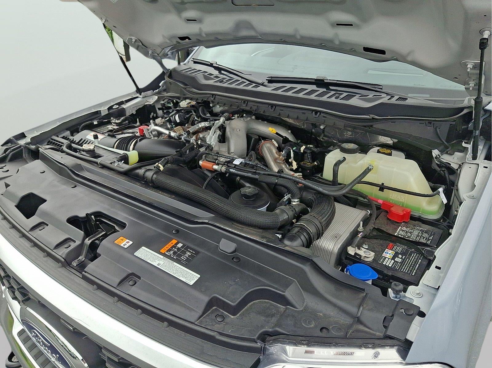 2025 Ford Super Duty F-350 Drw Lariat