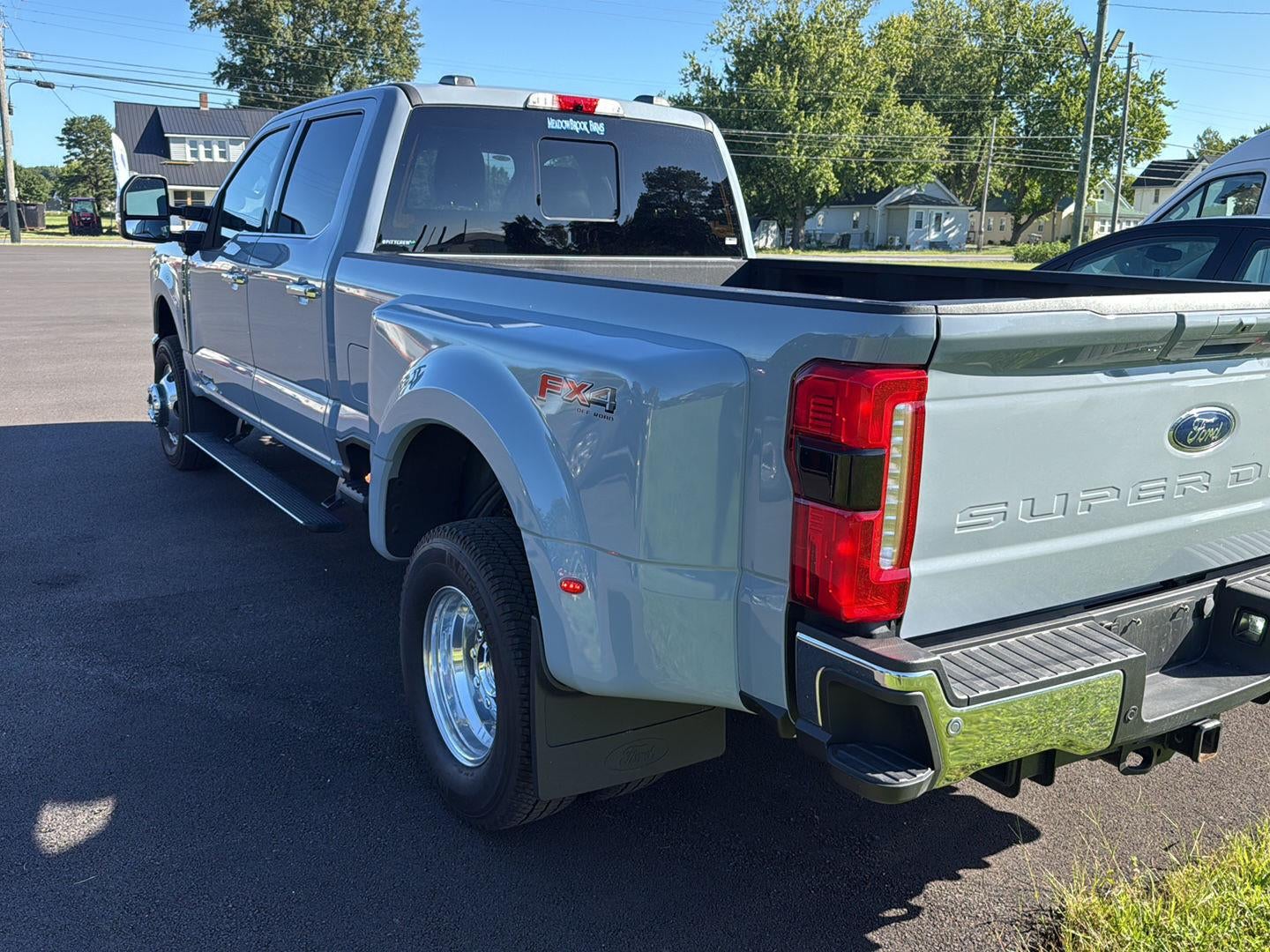 2025 Ford Super Duty F-350 Drw Lariat