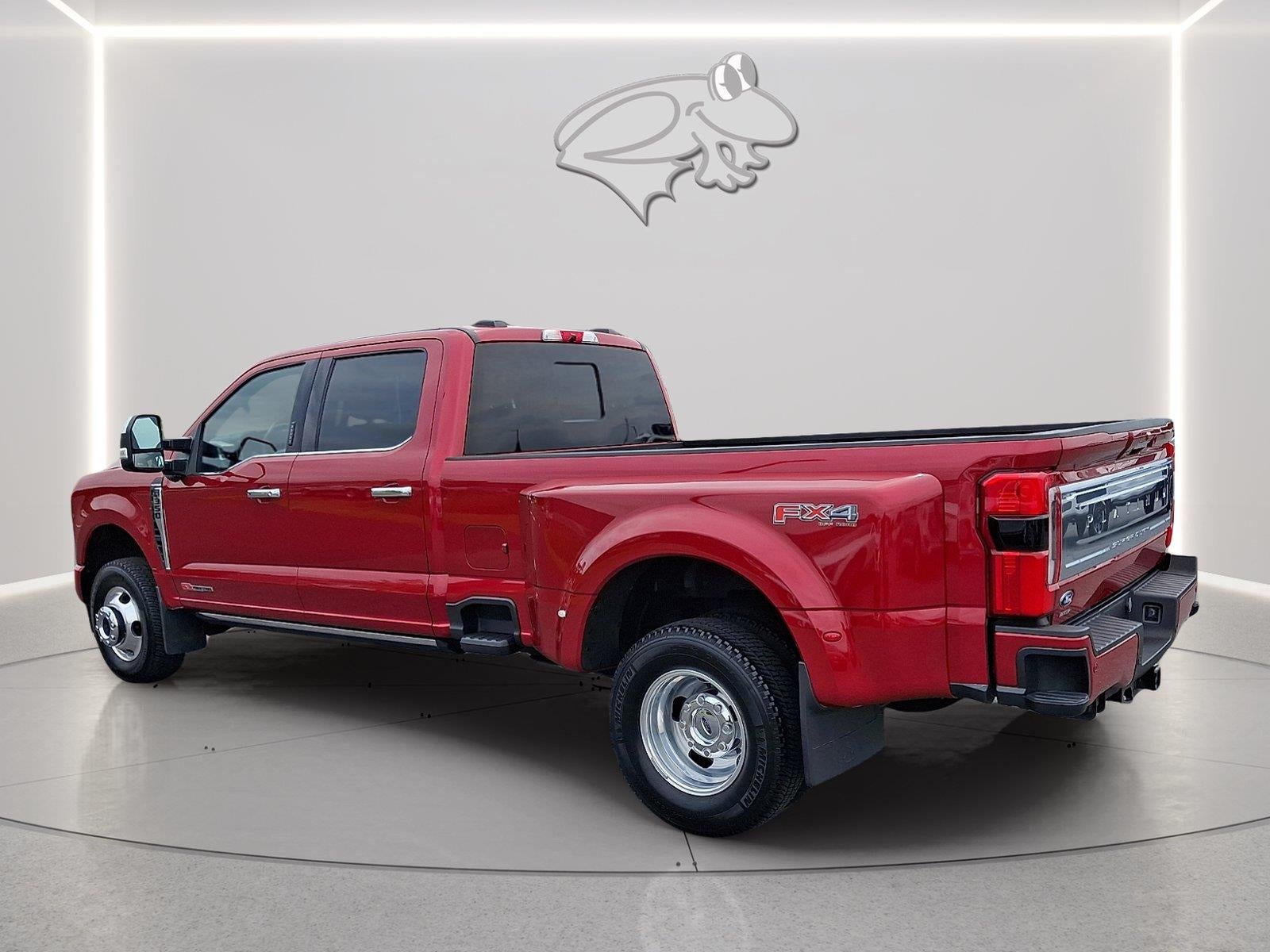 2024 Ford Super Duty F-350 Drw Platinum