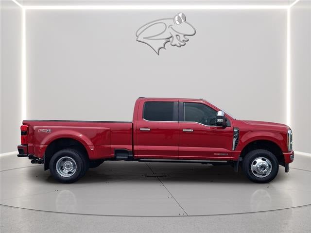 2024 Ford Super Duty F-350 Drw Platinum