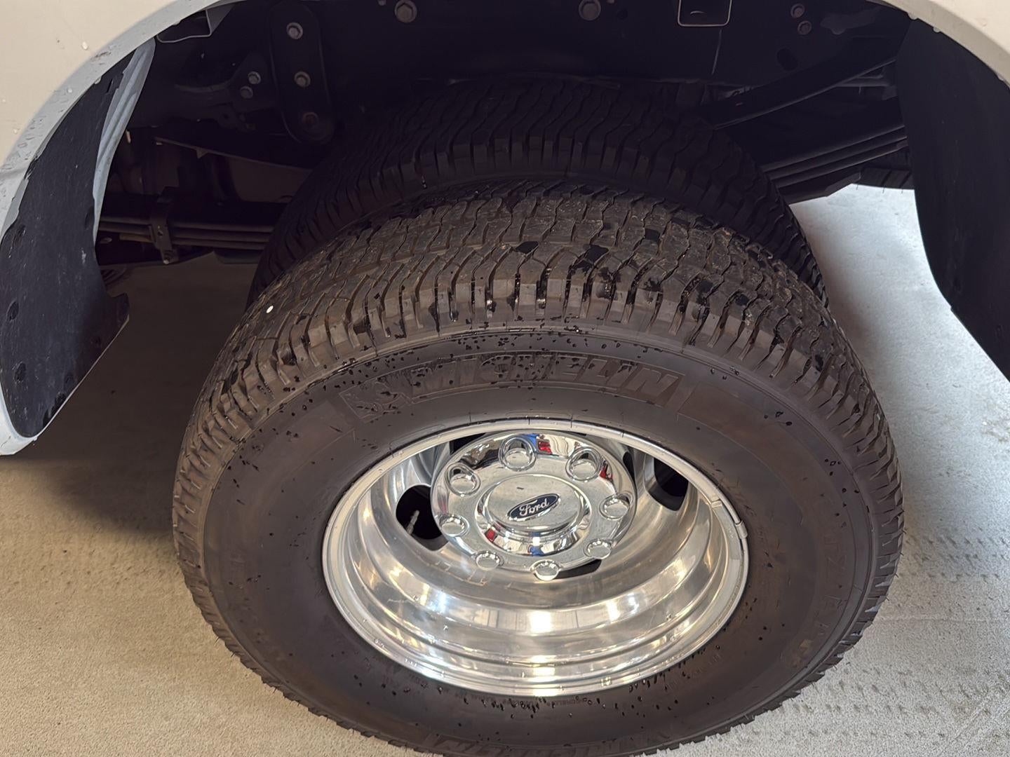 2024 Ford Super Duty F-350 Drw Lariat