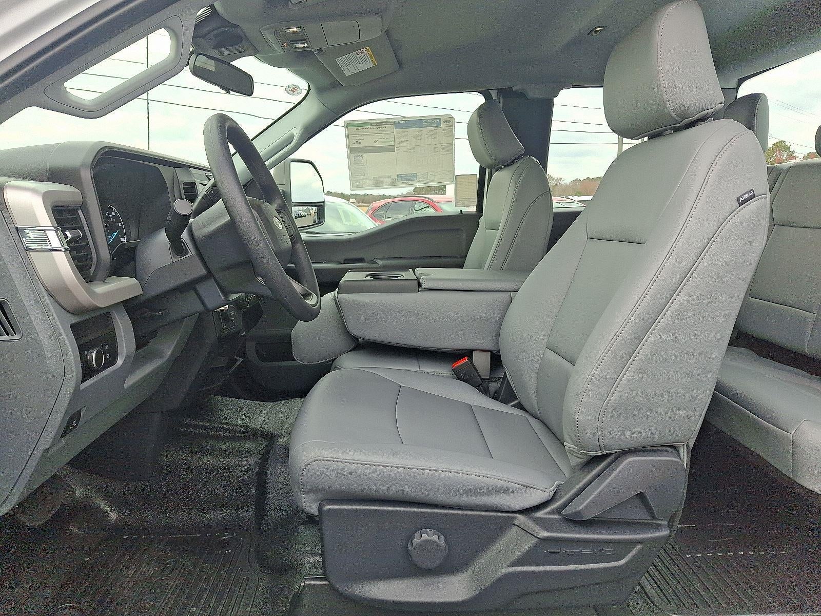 2026 Ford Super Duty F-350 SRW XL