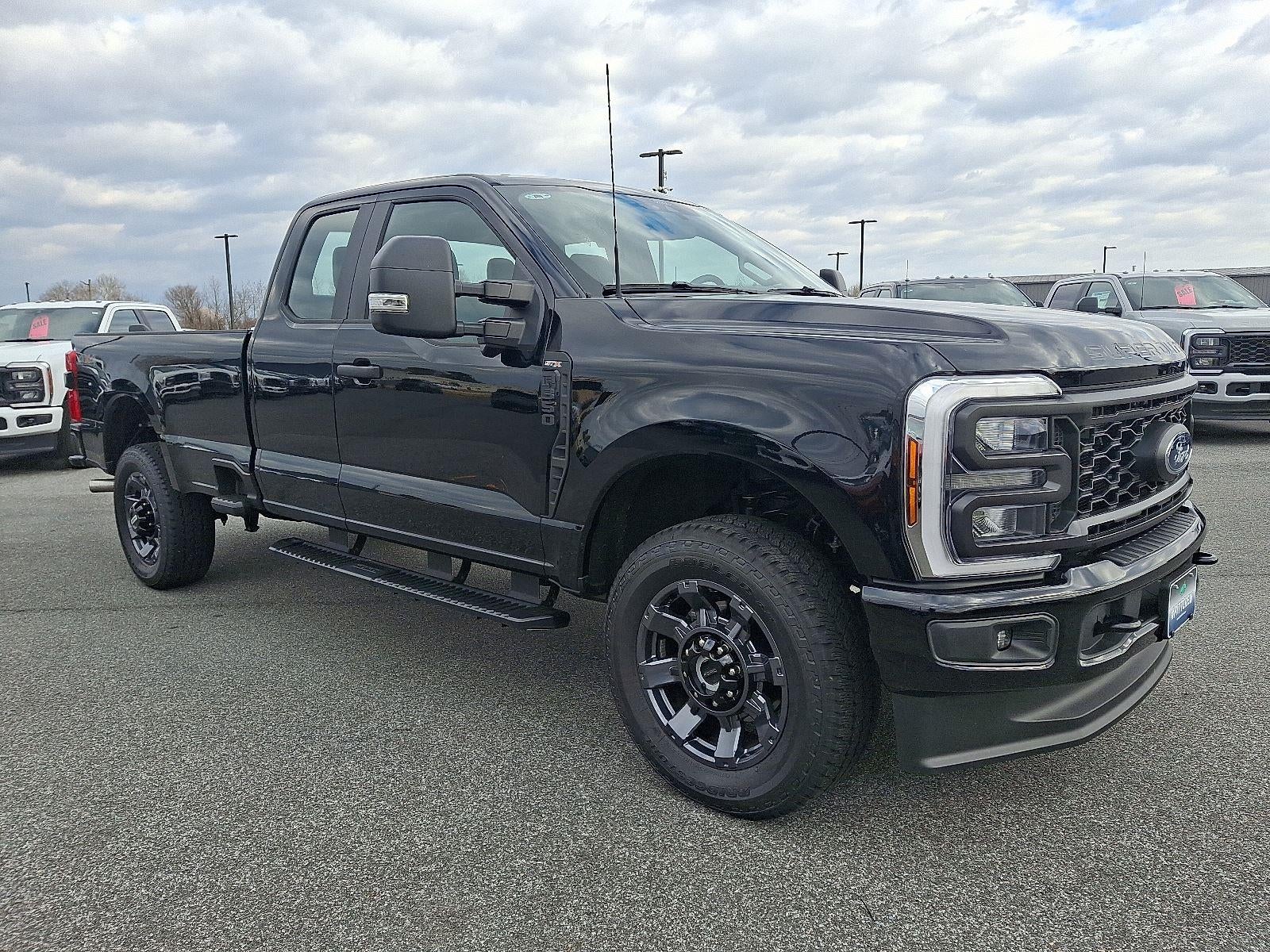 2025 Ford Super Duty F-350 XL