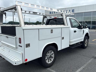 2022 Ford Super Duty F-350 SRW XL