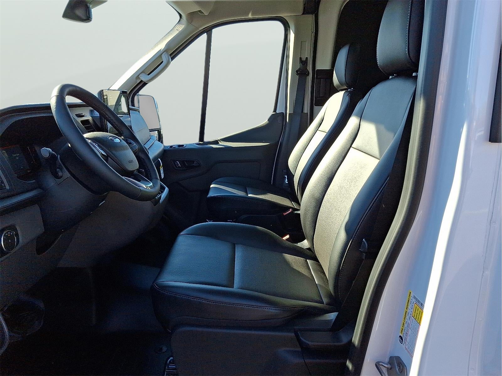 2026 Ford Transit Cargo Van MR 148" WB