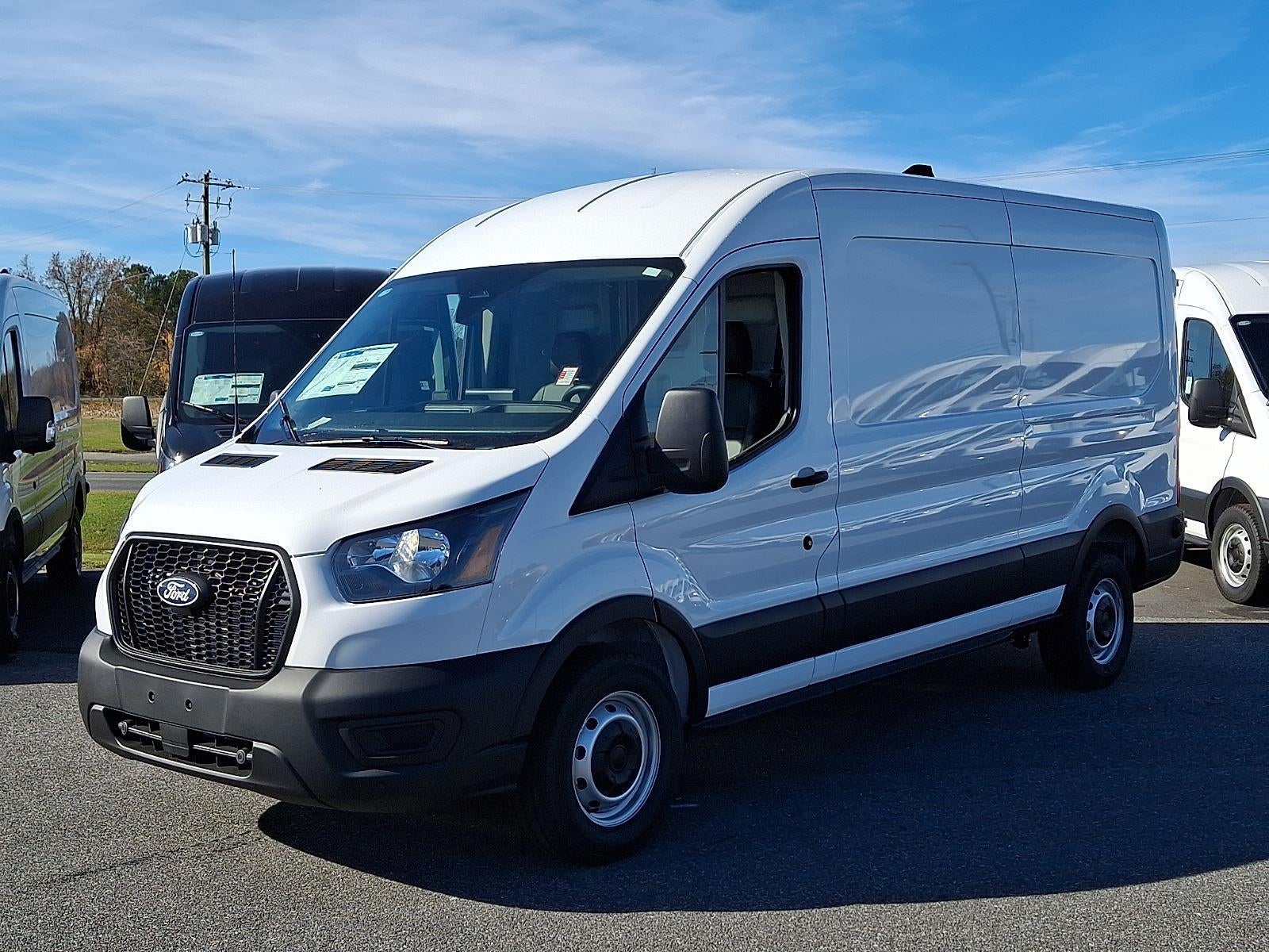 2026 Ford Transit Cargo Van MR 148" WB