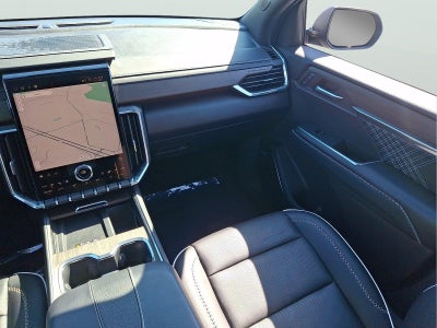 2025 GMC Acadia AWD Denali