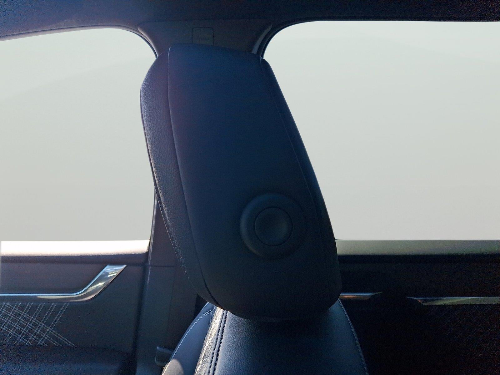 2025 GMC Acadia AWD Denali
