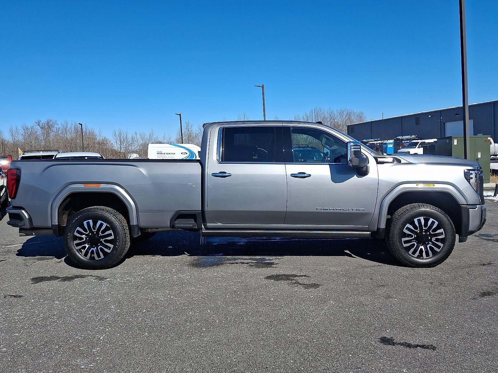 2024 GMC Sierra 3500HD Denali Ultimate