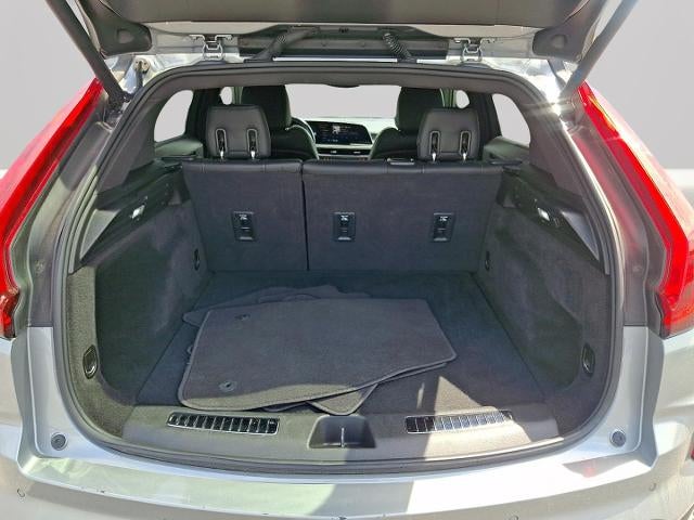 2024 Cadillac XT4 AWD Premium Luxury