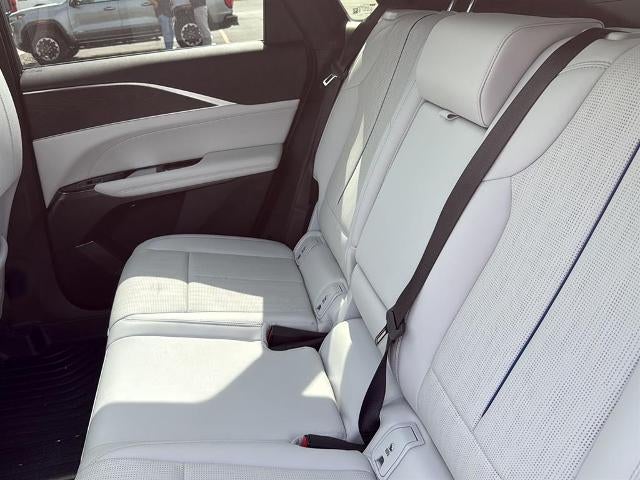 2025 Cadillac LYRIQ Luxury