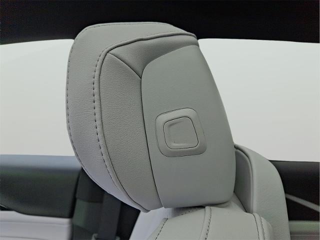 2025 Cadillac LYRIQ Luxury