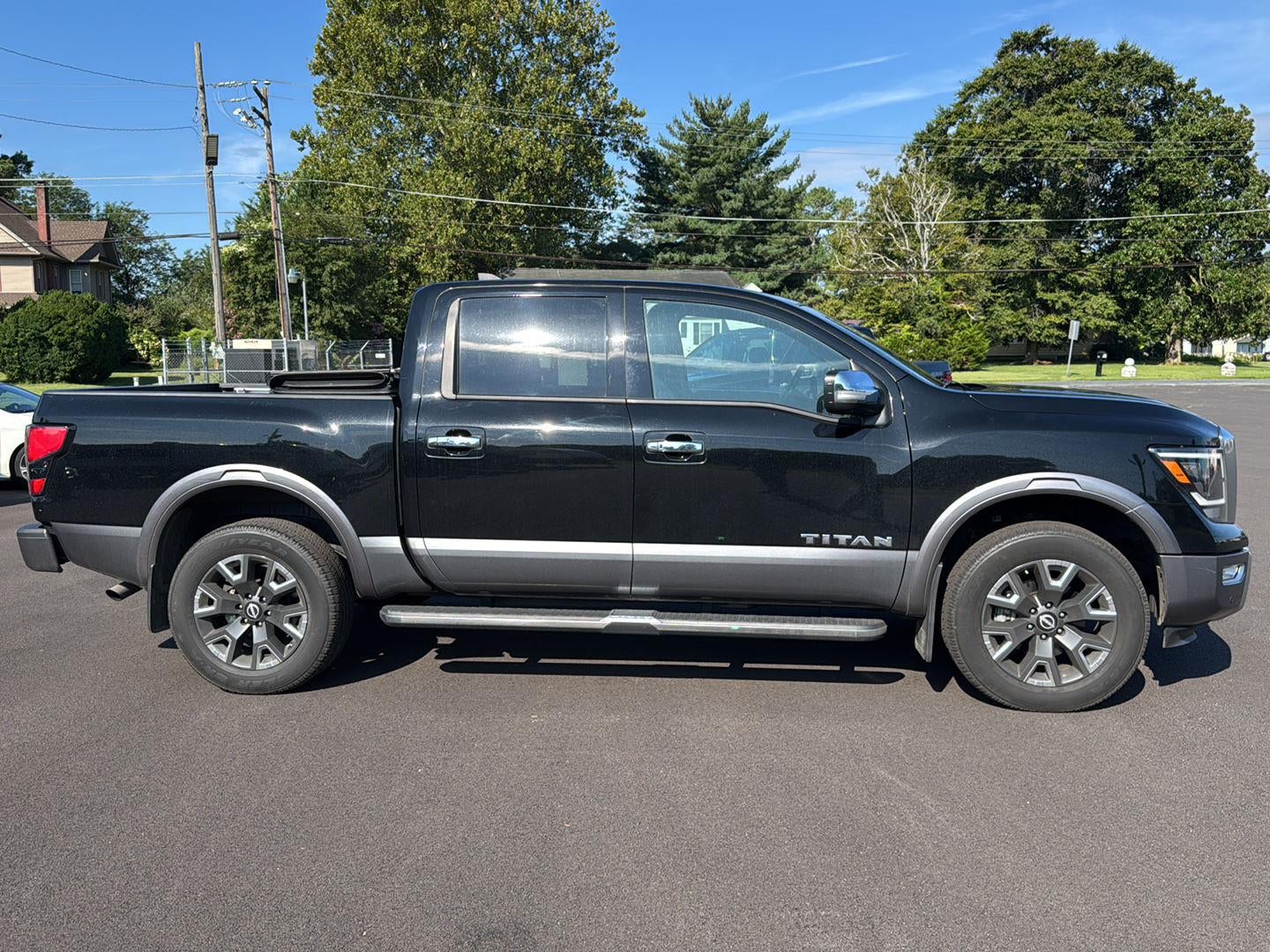 2023 Nissan Titan Platinum Reserve