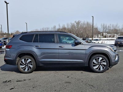 2024 Volkswagen Atlas 2.0T SE w/Technology