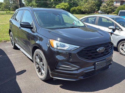 2022 Ford Edge SE