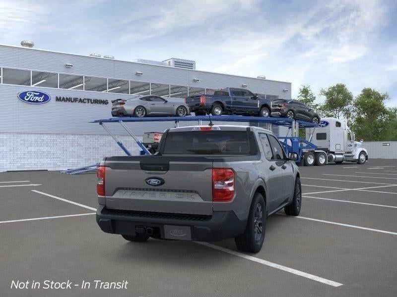 2026 Ford MAVERICK HYBRID XLT