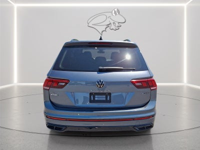 2022 Volkswagen Tiguan SE R-Line Black