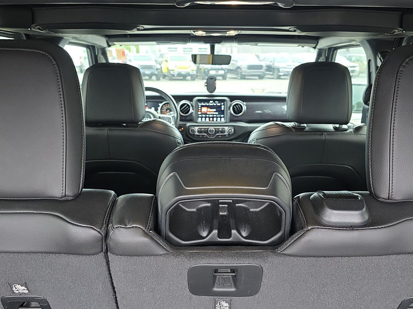 2021 Jeep Wrangler Unlimited Sahara Altitude