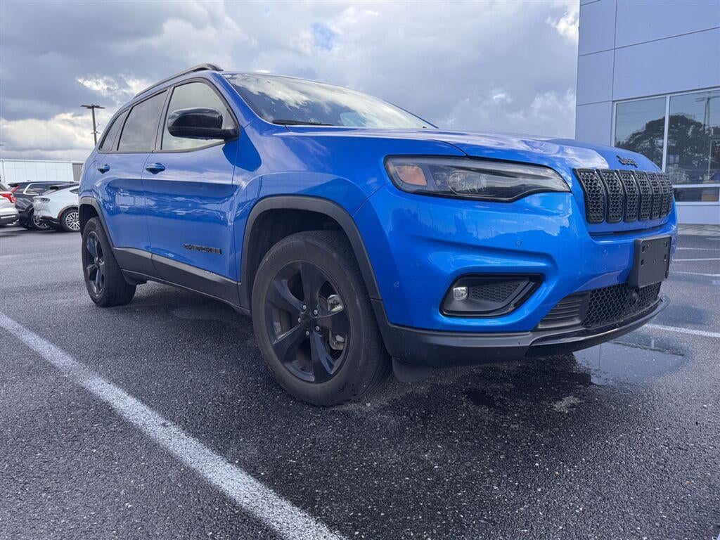 2023 Jeep Cherokee Altitude Lux